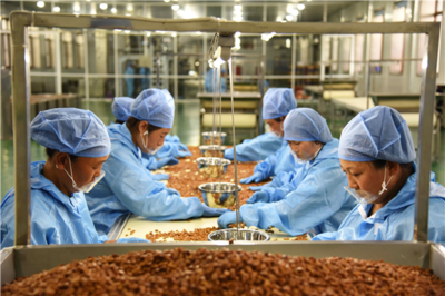 良品铺子获长城食品安全科学技术特等奖,引领食品安全可持续发展